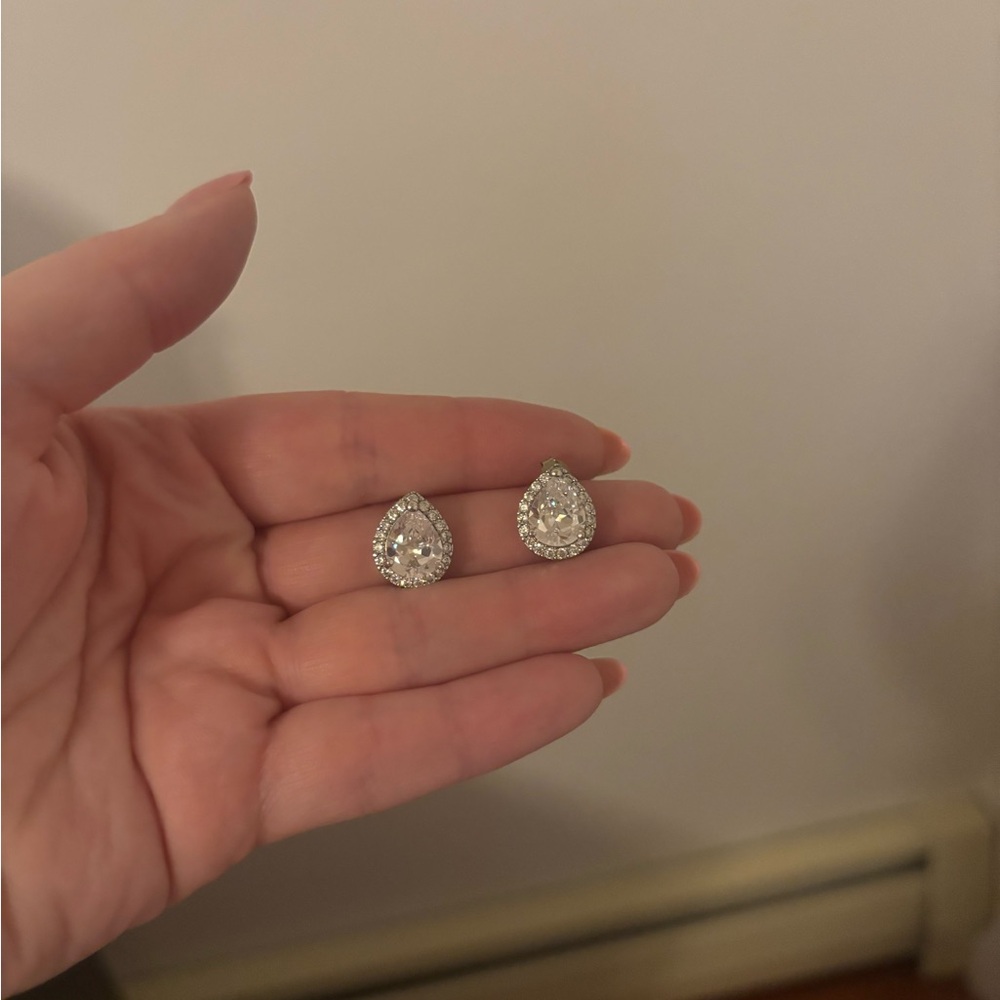 Elegant Silver Teardrop Earrings